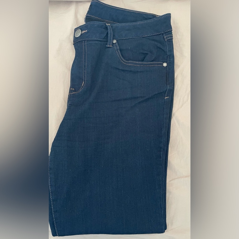 1822 Dark Blue Jeans